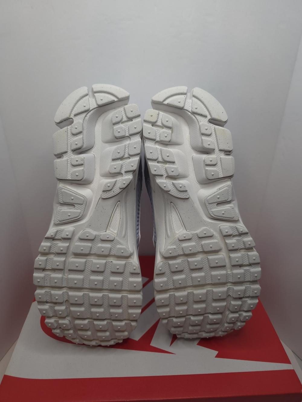 Nike vomero 5 ghost summit white 7Y/8.5W brand new in box. - Picture 5 of 8